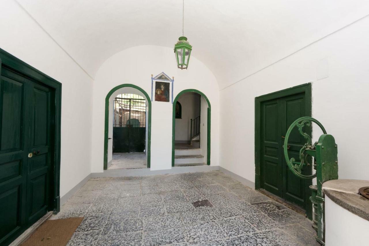 Antonelloapartments - La Farfalla Bianca Marciano Exterior photo